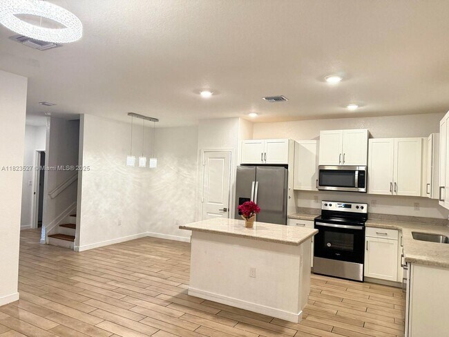 Photo - 1178 SE 23rd Ave