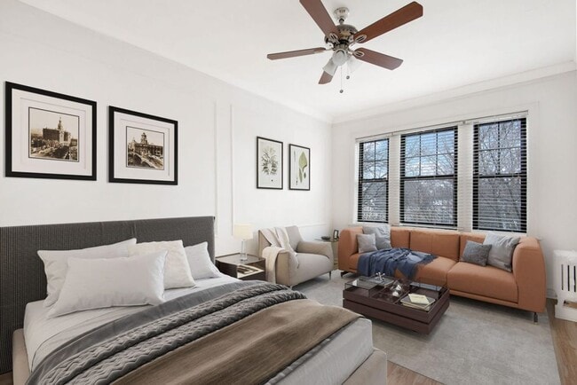 STUD Living Area - 1049 W. Oakdale