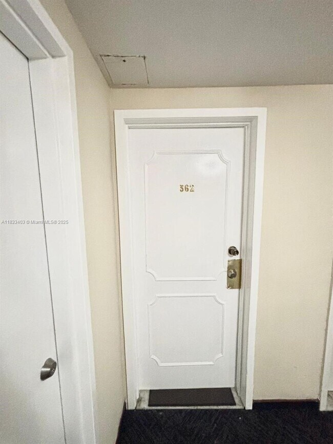 Photo - 801 Brickell Bay Dr Condo Unit 362