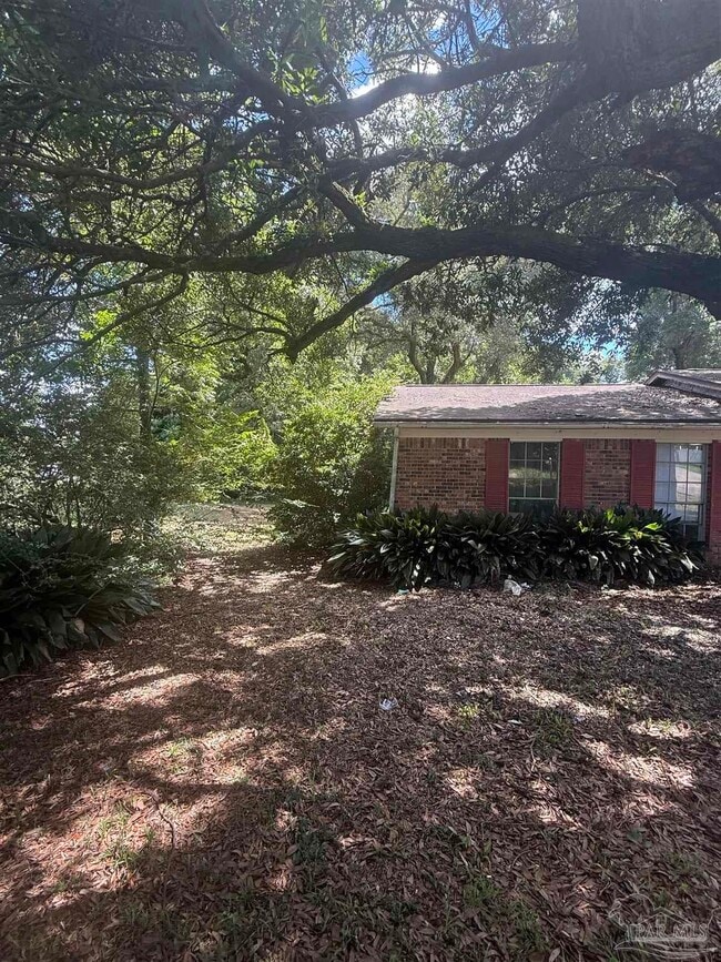 Photo - 5701 Scotland Rd