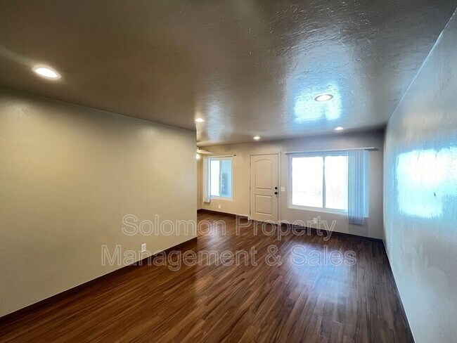 Photo - 123 S Nevada St Unit F