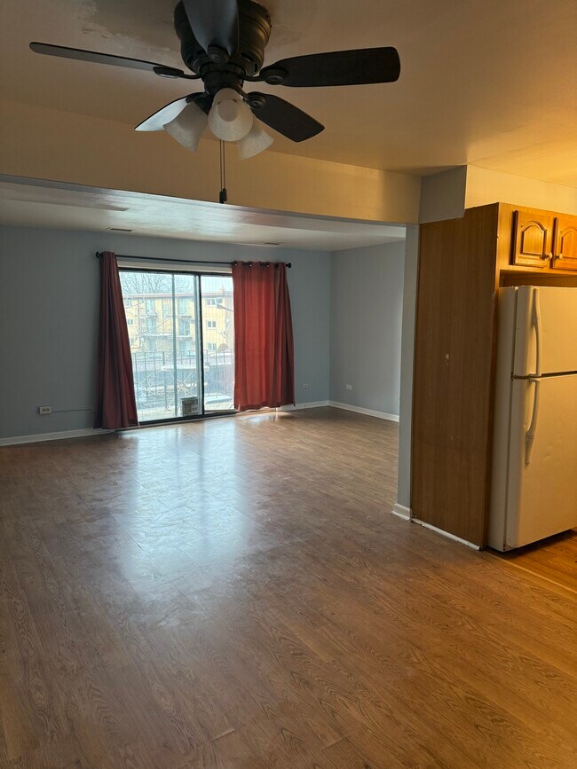 Photo - 11925 S Lawndale Ave Unit 3B1