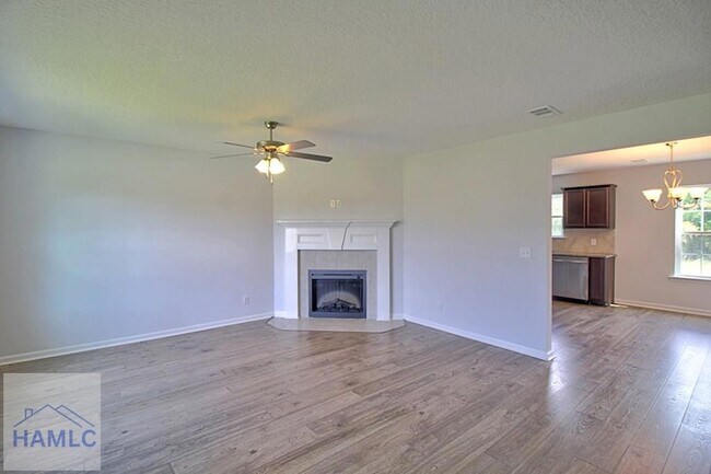 Photo - 102 Brandonwood Rd NE