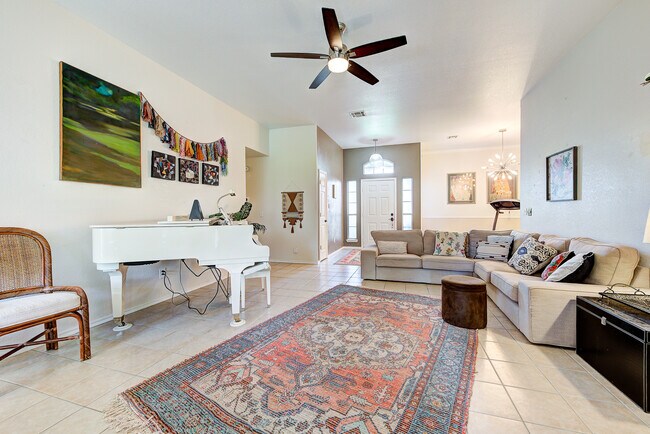 2912 Devonshire Dr