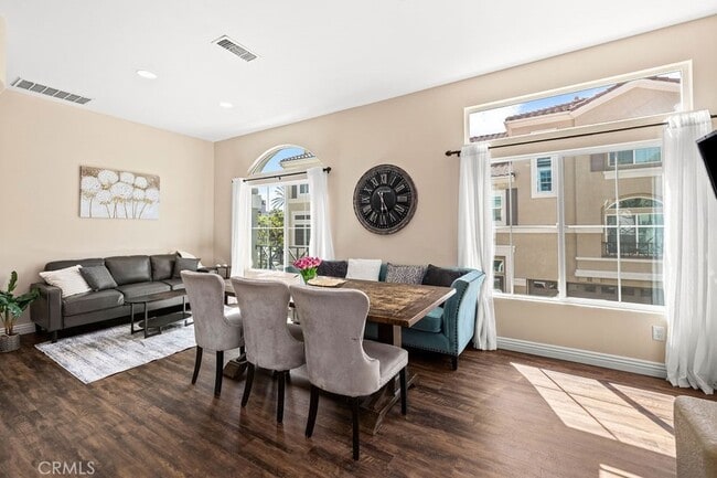 205 Montana Del Lago Dr