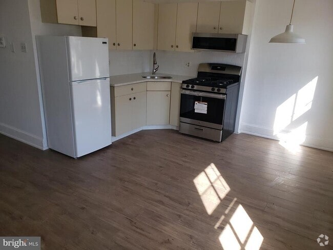 Building Photo - 624 N 16th St Unit 3F Rental