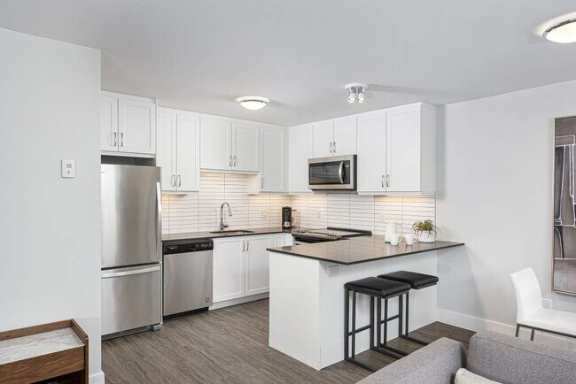 Photo - 77 Parkwoods Village Dr