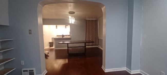 Photo - 1549 Levick St Unit 1