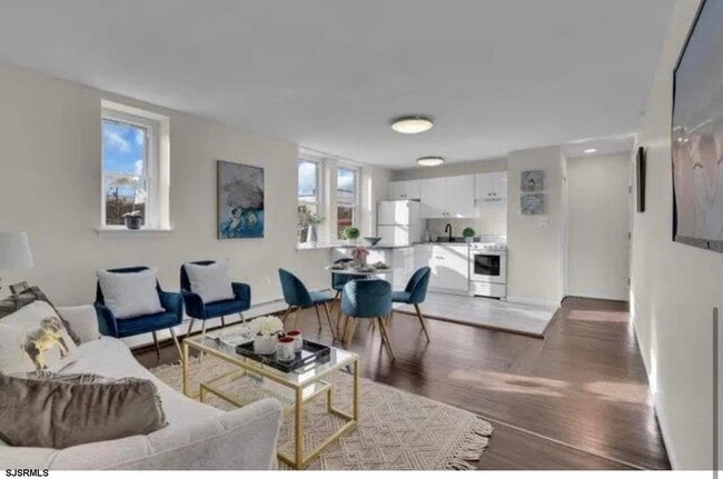 Photo - 3939 Ventnor Ave Unit B8