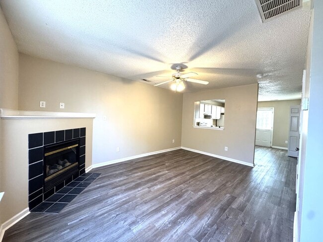 Photo - Minutes to Camp Lejeune! Pets with Owner Approval!