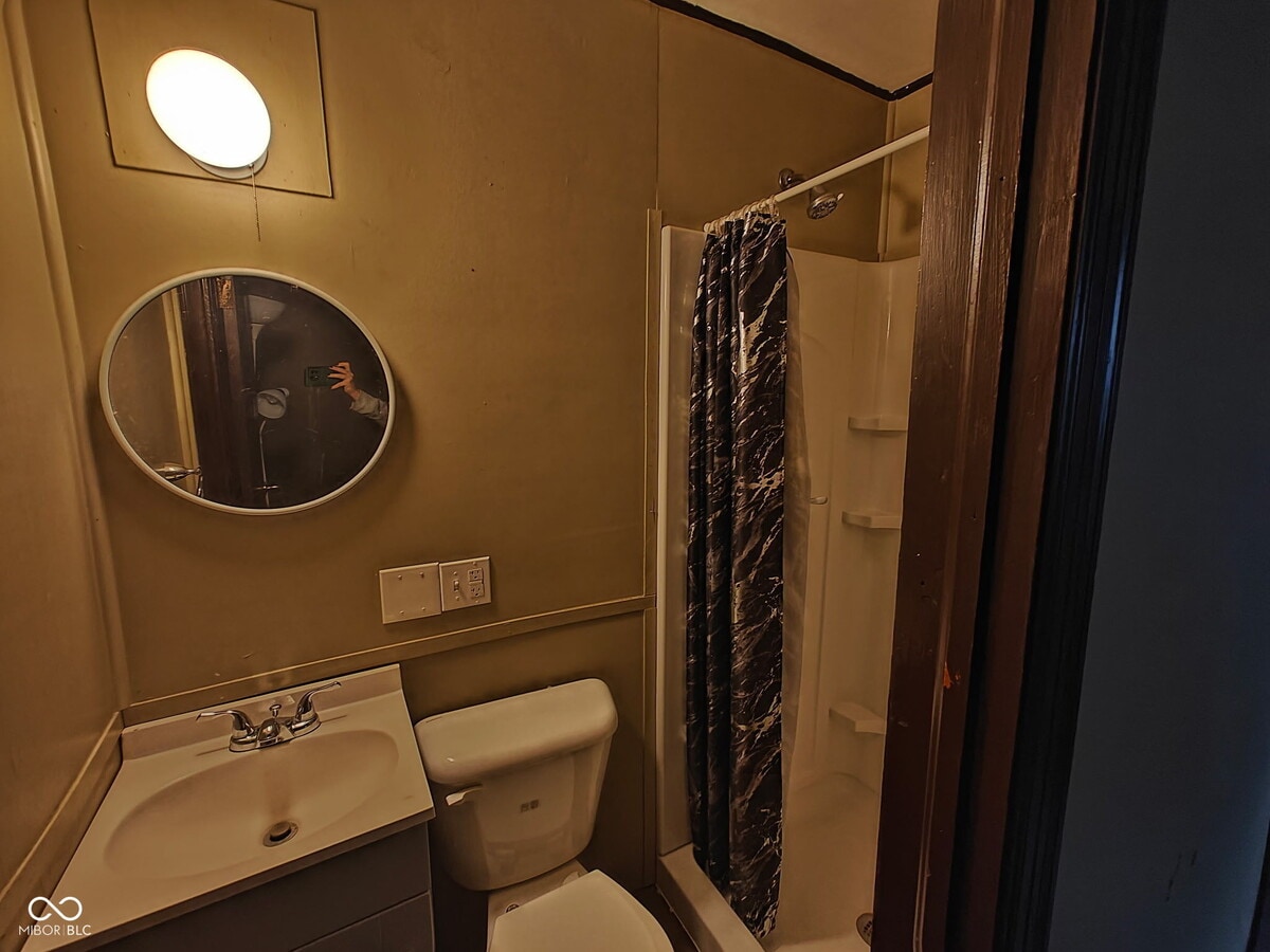 Photo - 202 E Taylor St Unidad 4