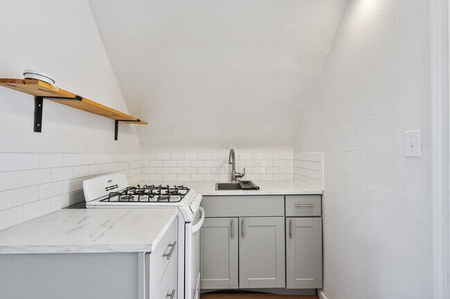 Photo - 723 Taylor Ave Condo Unit 3