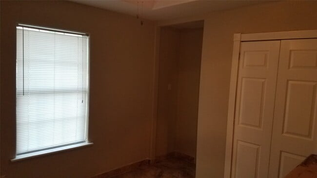 Photo - 8030 Darlington Dr