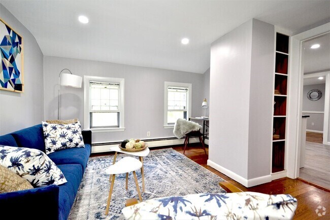 Building Photo - 150 Maple St Unit 3 Rental