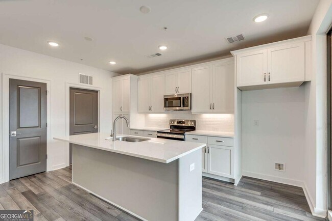 Photo - 513 Burton Dr