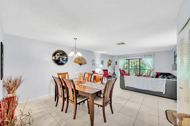 Building Photo - 9278 Vista Del Lago Unit F Rental