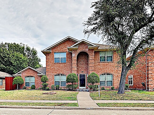 Photo - 6814 Battle Creek Dr House