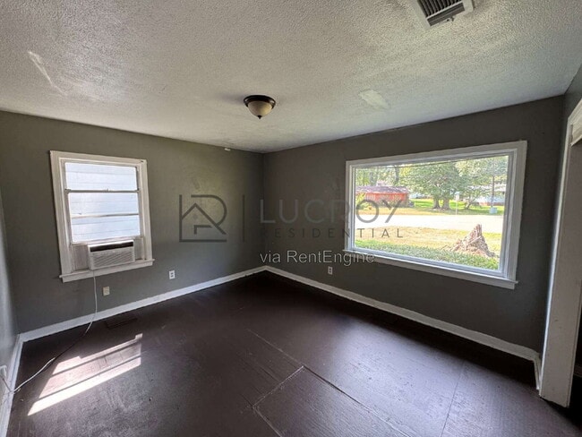 4090 El Paso St