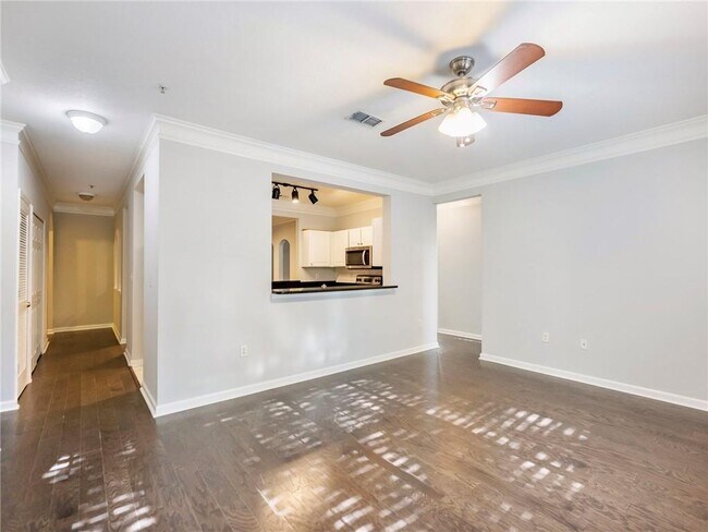 Photo - 5207 Westchester Ridge NE
