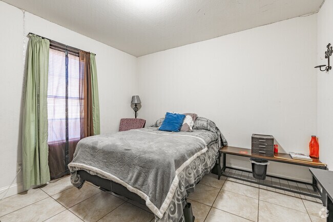1BR, 1BA