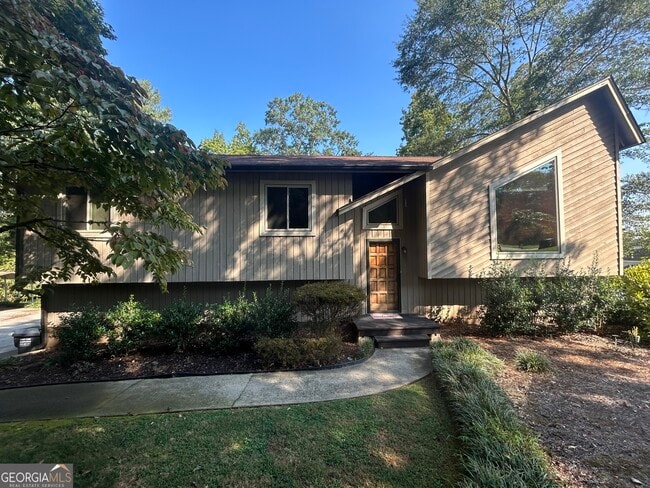 Building Photo - 1179 Justice Dr