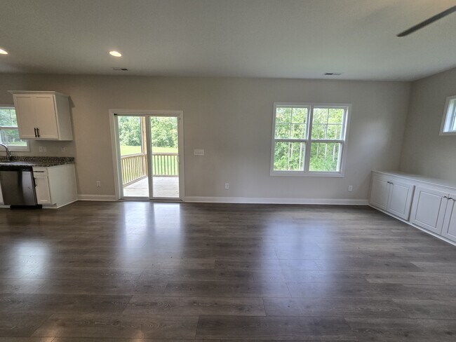 463 Jackson Pond Dr