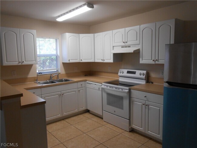 Photo - 202 Hightower Ave S