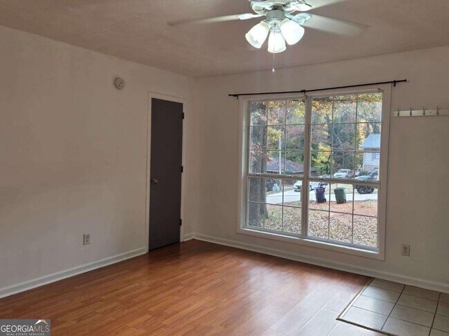 Photo - 4751 Valley Dale Dr SW