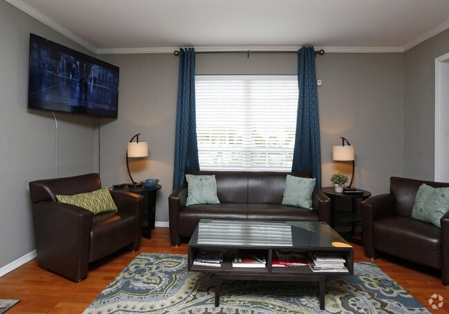 Photo - Madison Hunters Glen