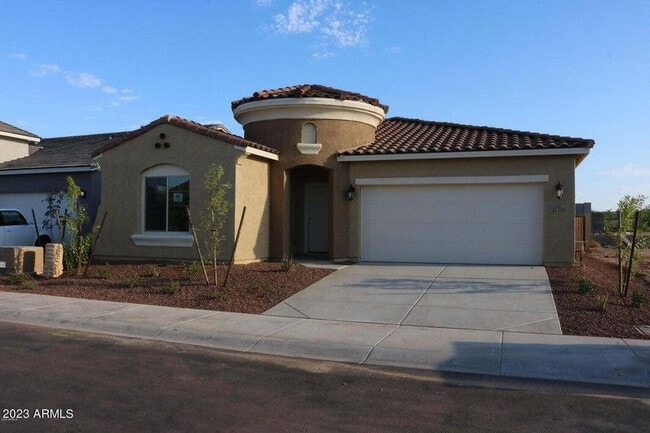 Building Photo - 21144 W Cypress St