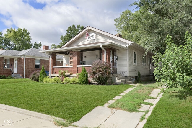 Photo - 5350 Winthrop Ave
