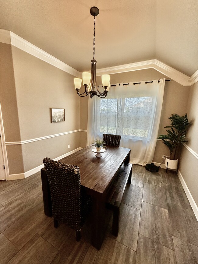 Dining room - 3006 Crystal Ann Dr