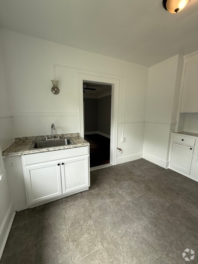 Building Photo - 5287 Spokane St Rental