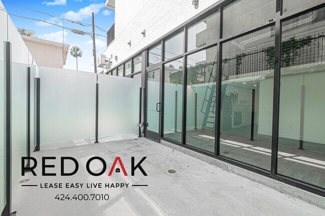 Photo - 1860 N Western Ave Unit 118