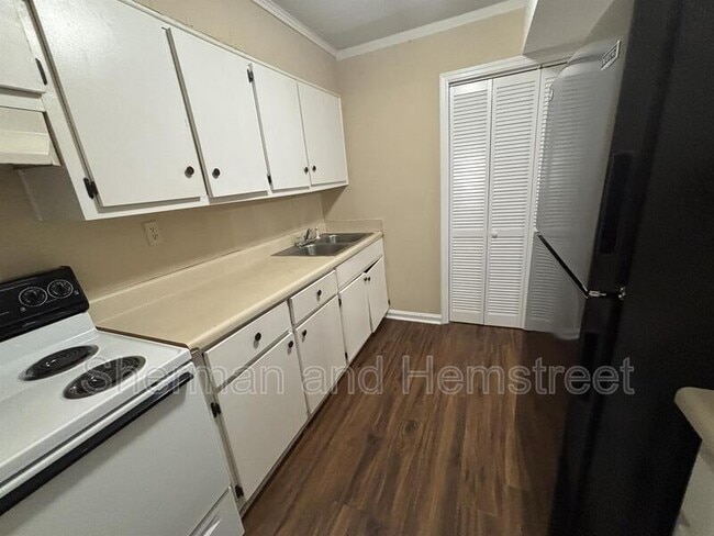 Photo - 2738 Blount Ave