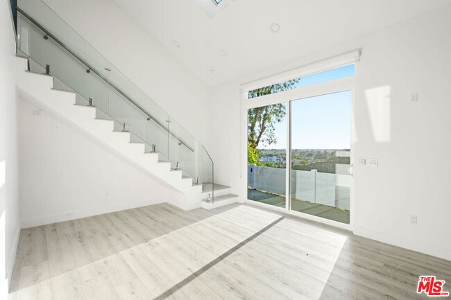 Photo - 10321 Sala Pl