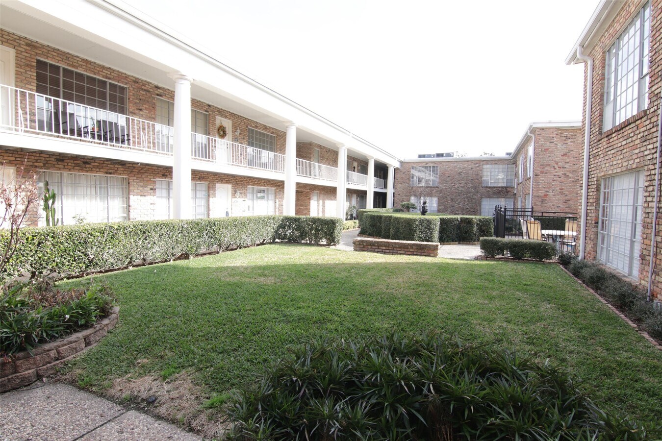 Photo - 2101 Fountain View Dr Unidad 35