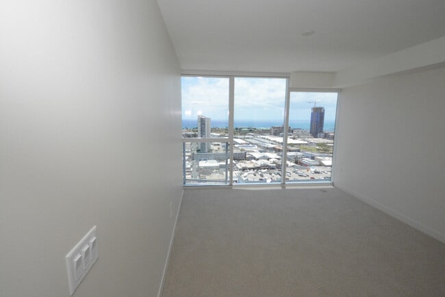 Photo - 888 Kapiolani Blvd