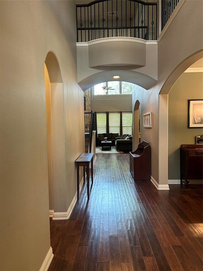 Photo - 420 Wild Rose Dr