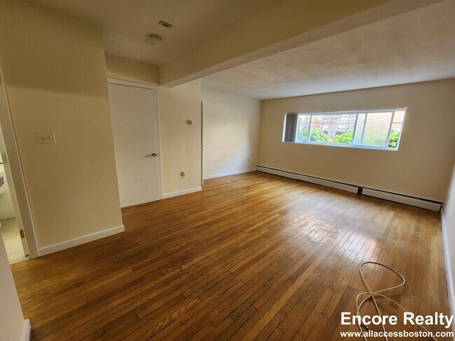 Photo - 34 Gardner St Unit 3