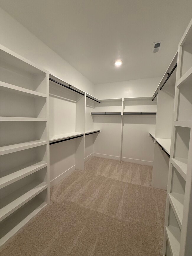 Photo - 2049 Burson Dr