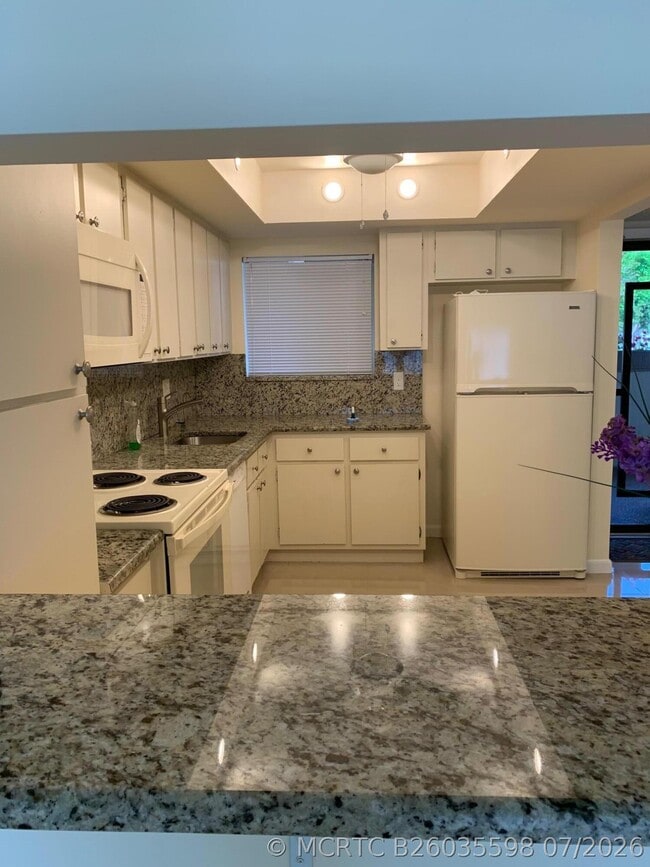 Photo - 3212 Strawflower Way Unit 204