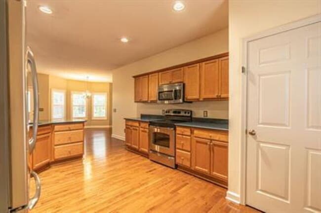 Photo - 465 Crestview Rd