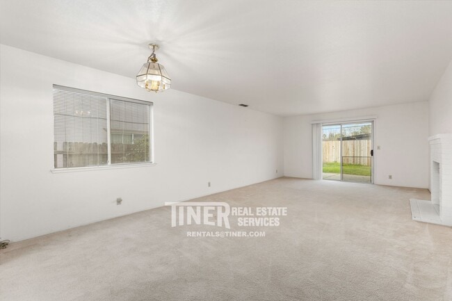 Photo - 5234 Janell Way