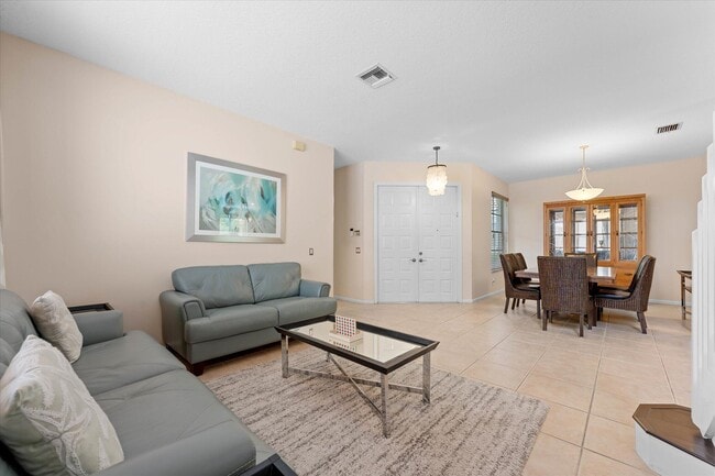 Photo - 7061 Chesapeake Cir