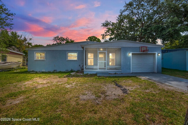 Building Photo - 1306 S Lakemont Dr