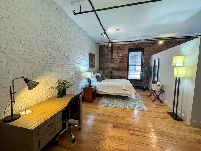 Photo - 19 Stanhope St Unit 2C