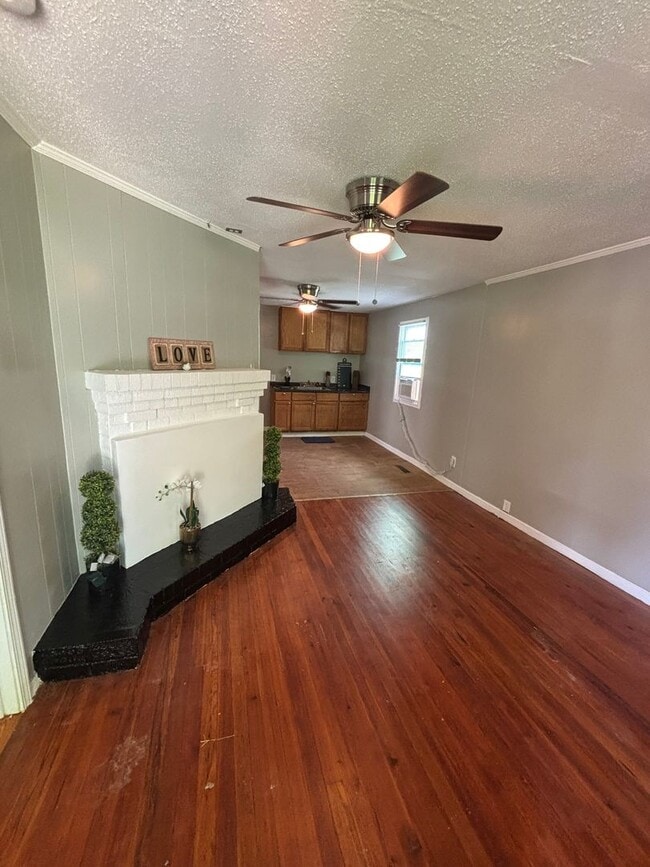 Photo - 322 Garfield St