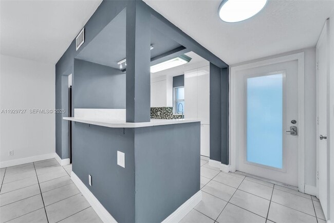 Photo - 2945 NW 68th St