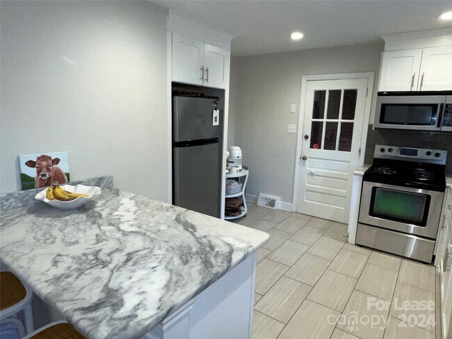 Photo - 2518 Westfield Rd